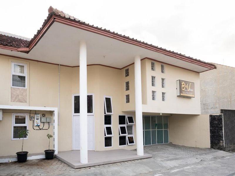 Oyo 2173 Bnv House Babarsari Otel Maguwo Dış mekan fotoğraf